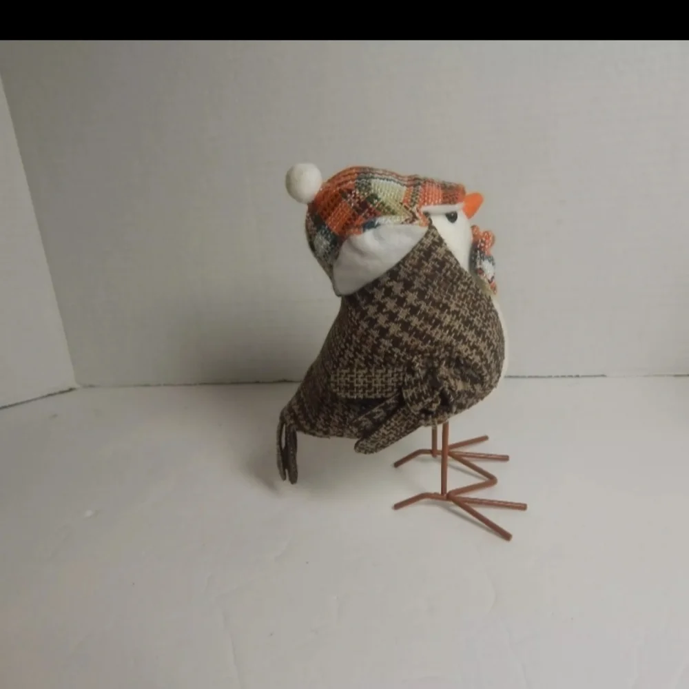 Plaid Brown‎ and White Bird Decor